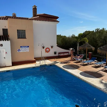 Spacious Family Aljamar 8a