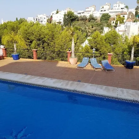 Spacious Family Aljamar 8a Villa Nerja